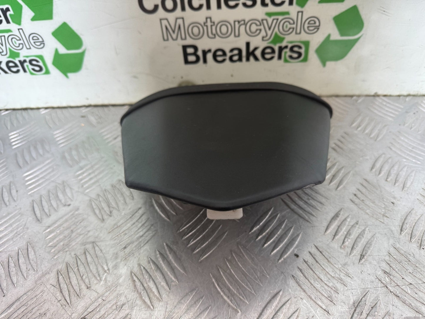 YAMAHA YZF R6 REAR SEAT YEAR 2008-2014