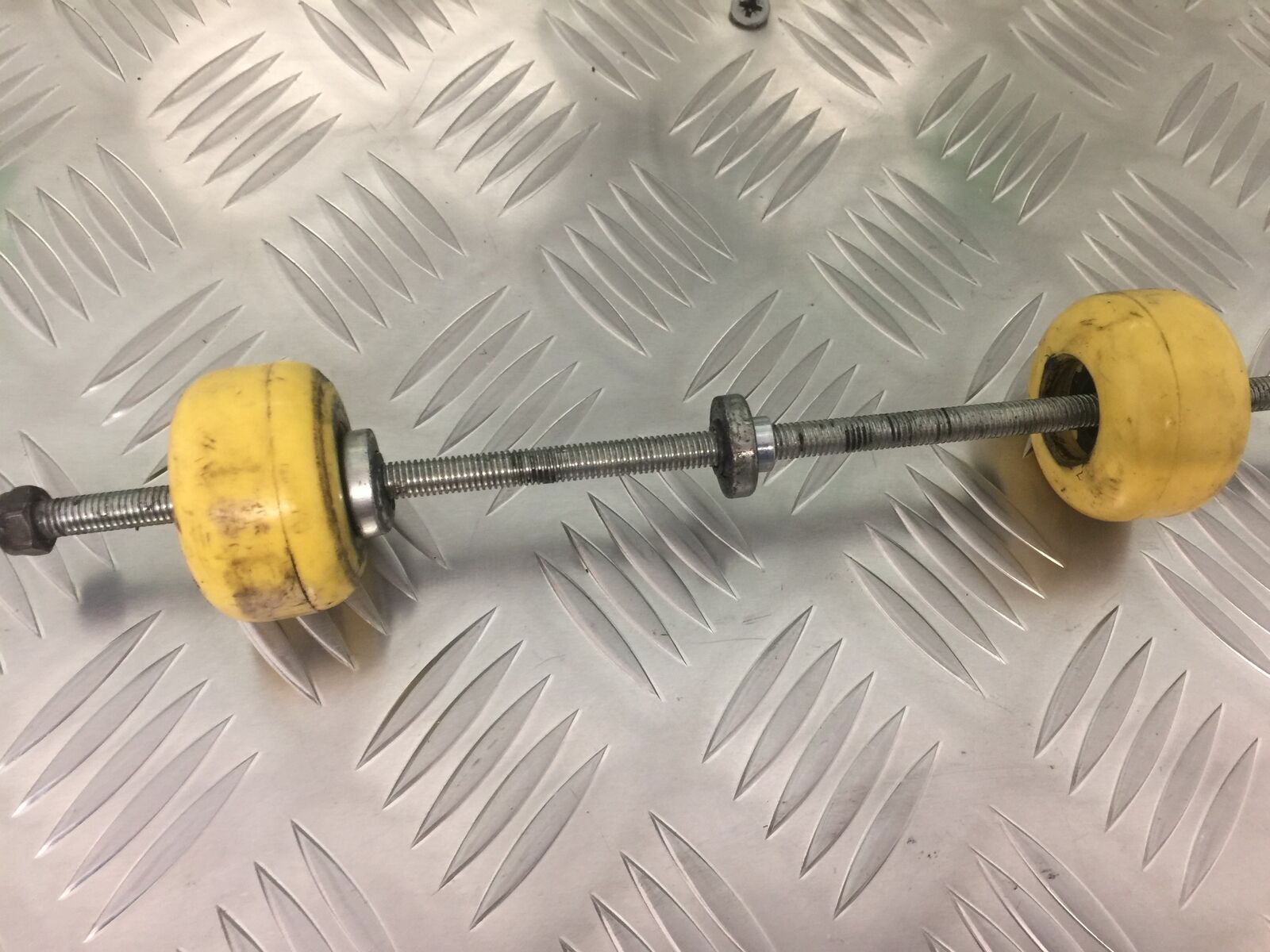 KAWASAKI ZX12R ZX12 R REAR WHEEL BOBBINGS   YEAR 2000 (STOCK 913)
