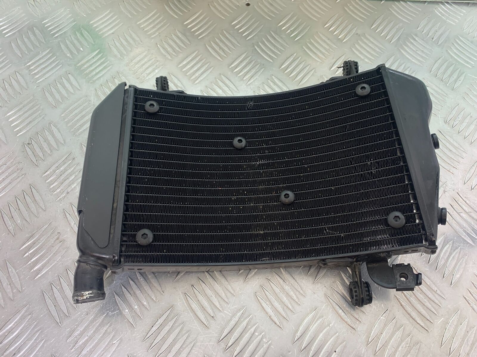 DUCATI STREETFIGHTER 848 TOP RADIATOR  YEAR 2011-2016 (CMB1050)