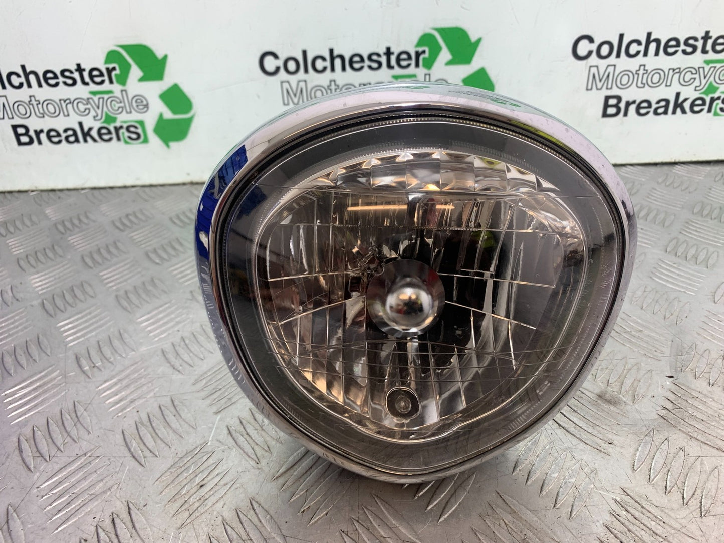 YAMAHA XVS 1300 MIDNIGHT STAR HEADLIGHT  YEAR 2007-16 (CMB1200)