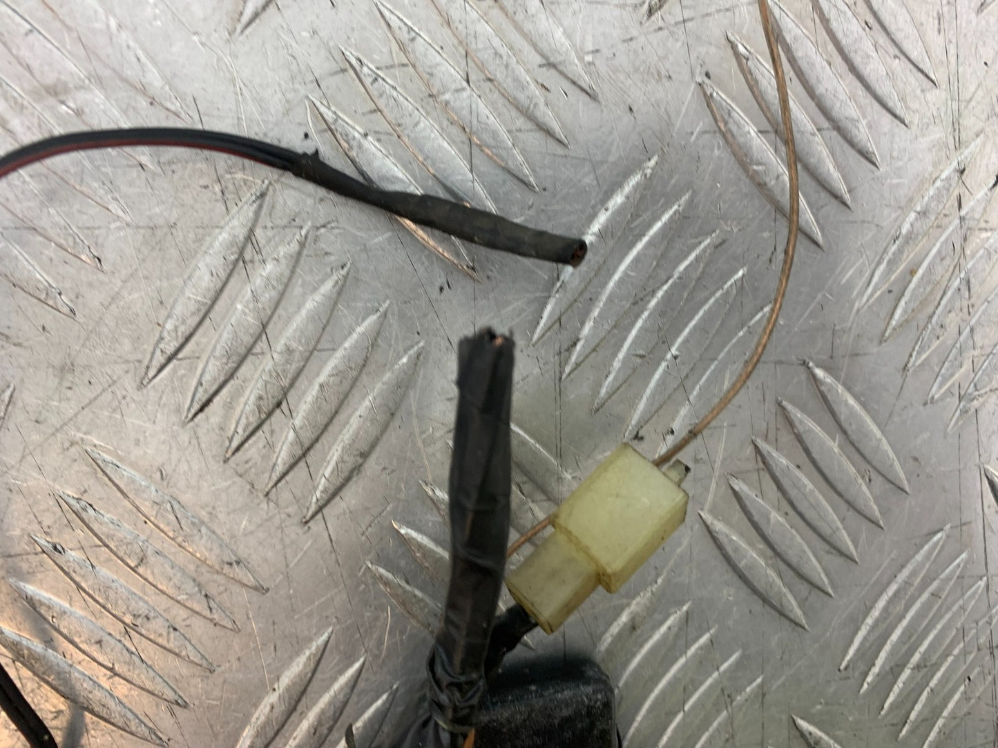 YAMAHA YZF R1 WIRING LOOM (SOLD AS PARTS)  YEAR 1998-99 (CMB1291)