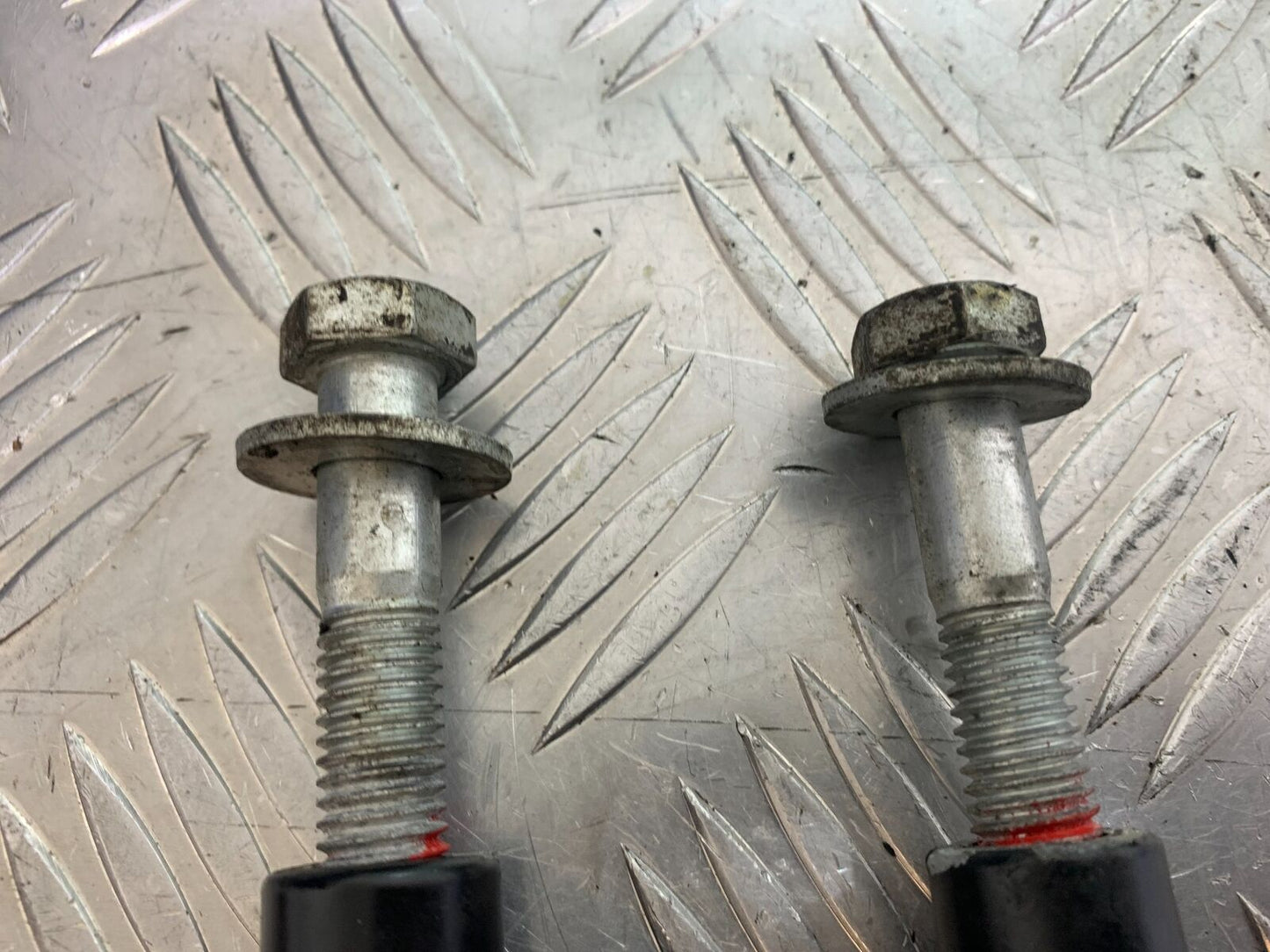 HARLEY DAVIDSON XL883 N IROD HANDLEBAR CLAMPS  YEAR 2020  (CMB1116)