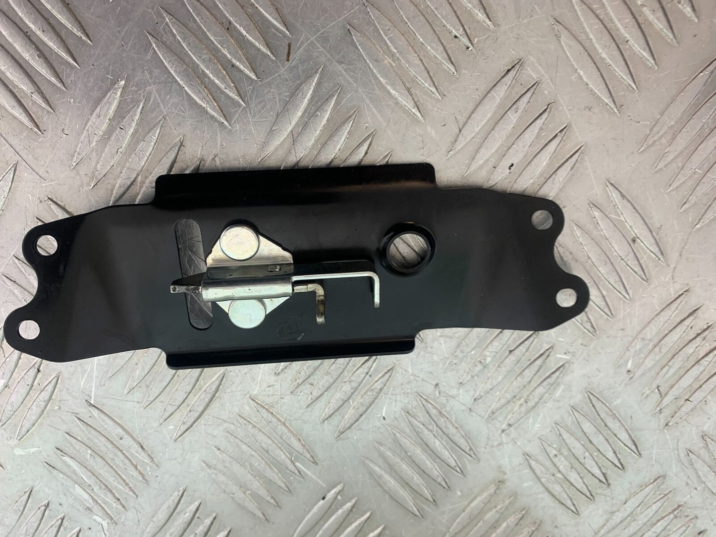 YAMAHA XSR900 XSR 900 SEAT CATCH   YEAR 2021-2022 (CMB1073)