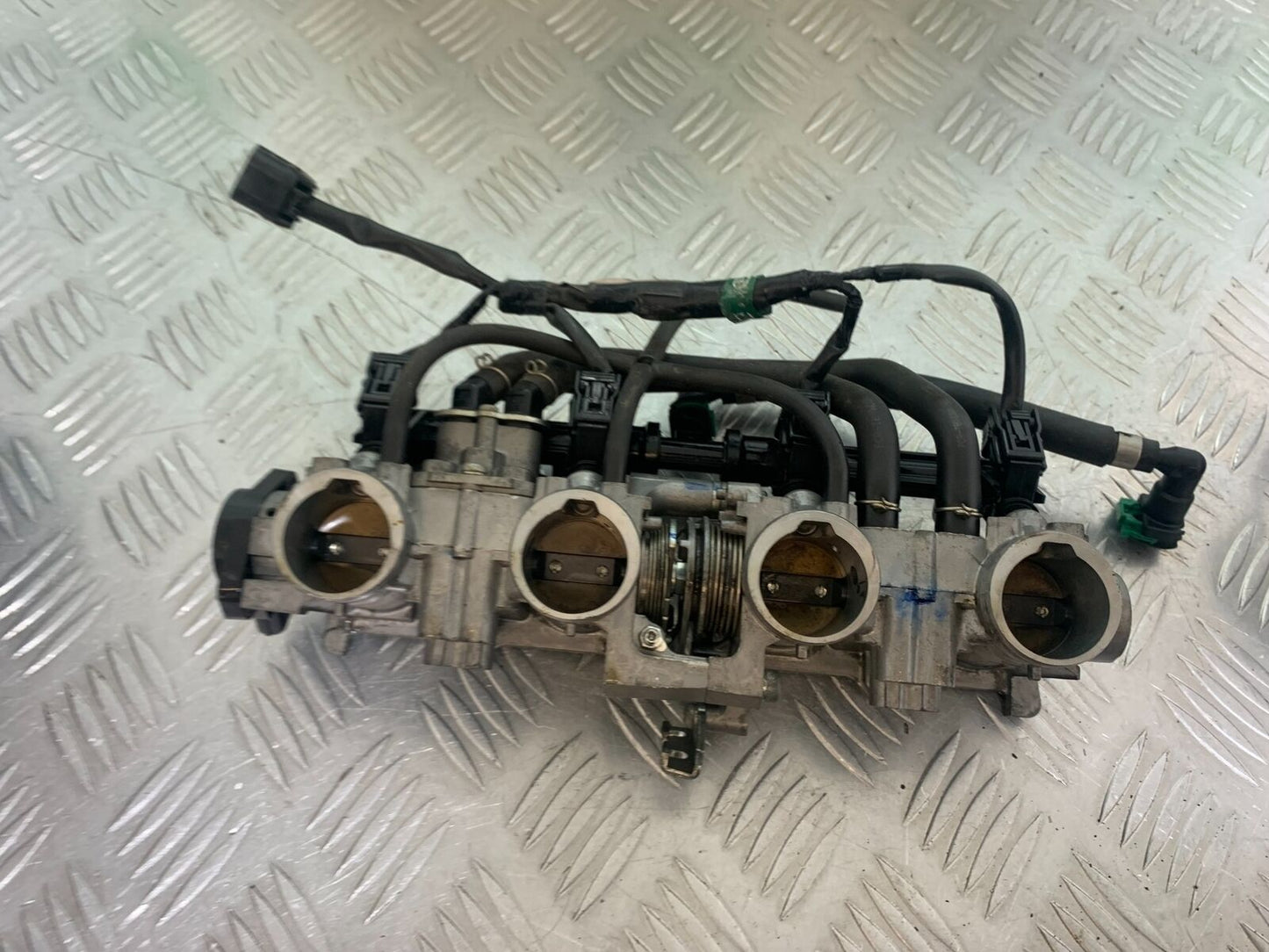 HONDA CBR650 F CBR 650F THROTTLE BODIES  YEAR 2014-17  (CMB1130)
