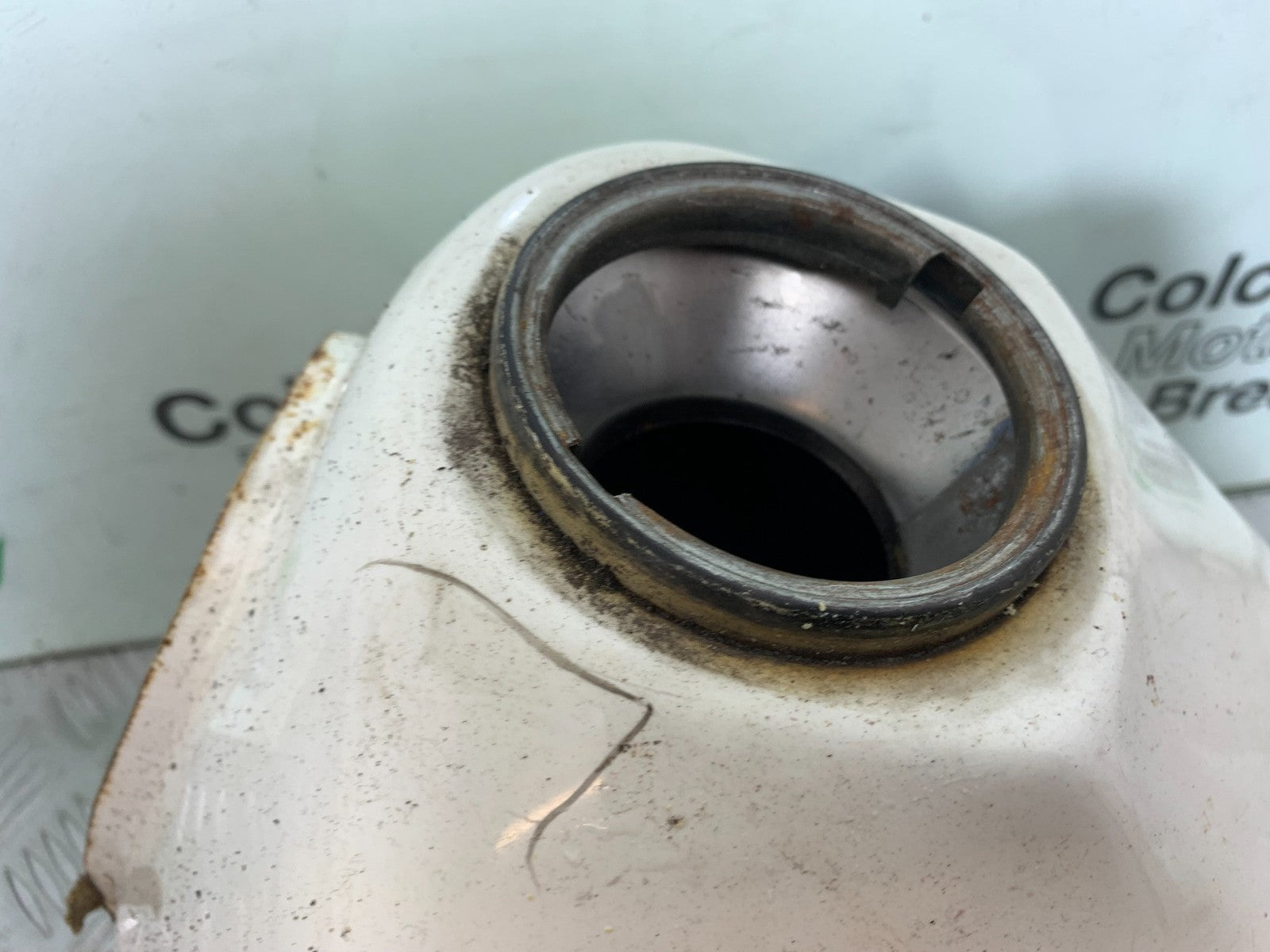 KAWASAKI KLR250 KLR 250 PETROL TANK YEAR 1984-2001 (CMB1225)