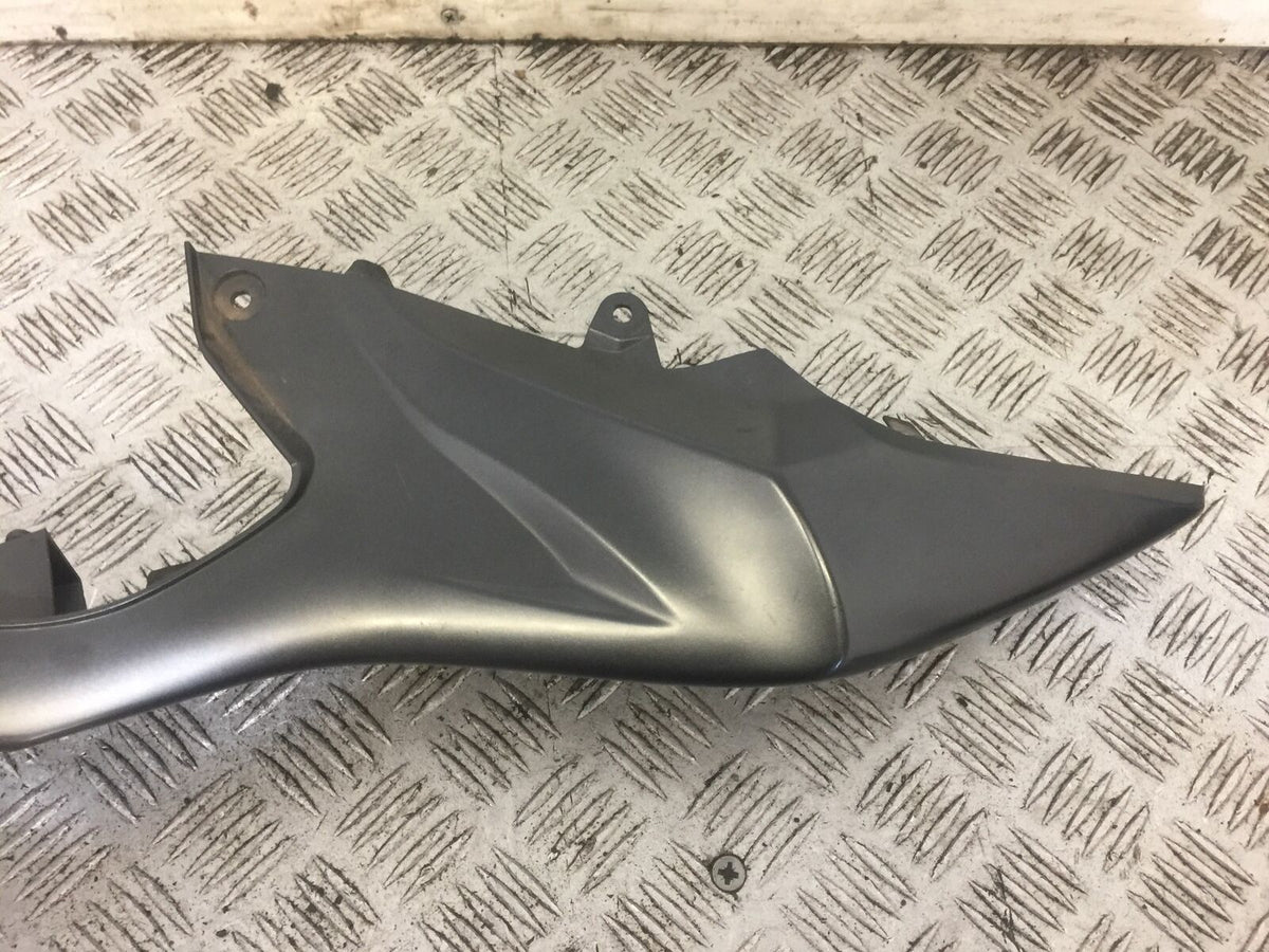 SUZUKI GSXR1000 GSXR 1000 LEFT SEAT PANEL  L2-L6 2012-16 (STOCK 720)