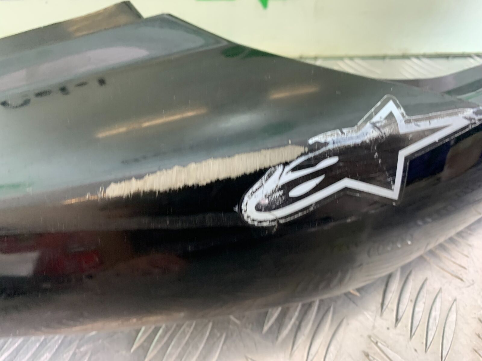 SUZUKI SV650 SV 650 RIGHT SEAT PANEL    YEAR 2003-2006 (CMB1024)