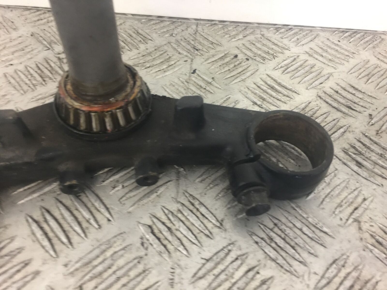 HONDA VFR800 VFR 800 BOTTOM YOKE  YEAR 1998-2001(PRE V-TEC) STOCK NO 288