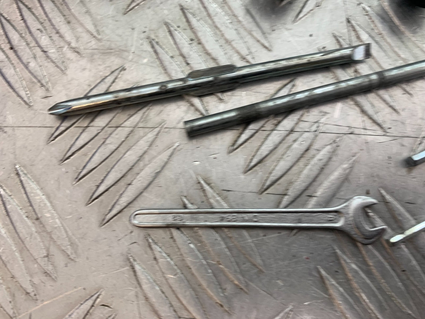 DUCATI 1299 PANIGALE TOOL KIT   YEAR 2016 (CMB 1187)