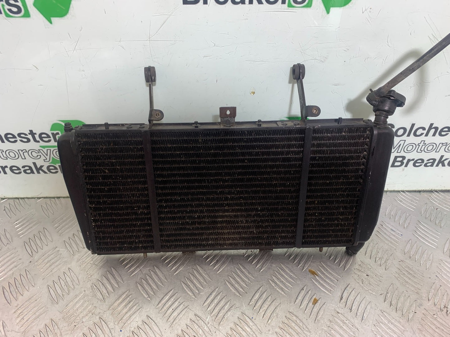 TRIUMPH 1050 SPRINT ST RADIATOR  YEAR 2004-2007 (CMB1197)