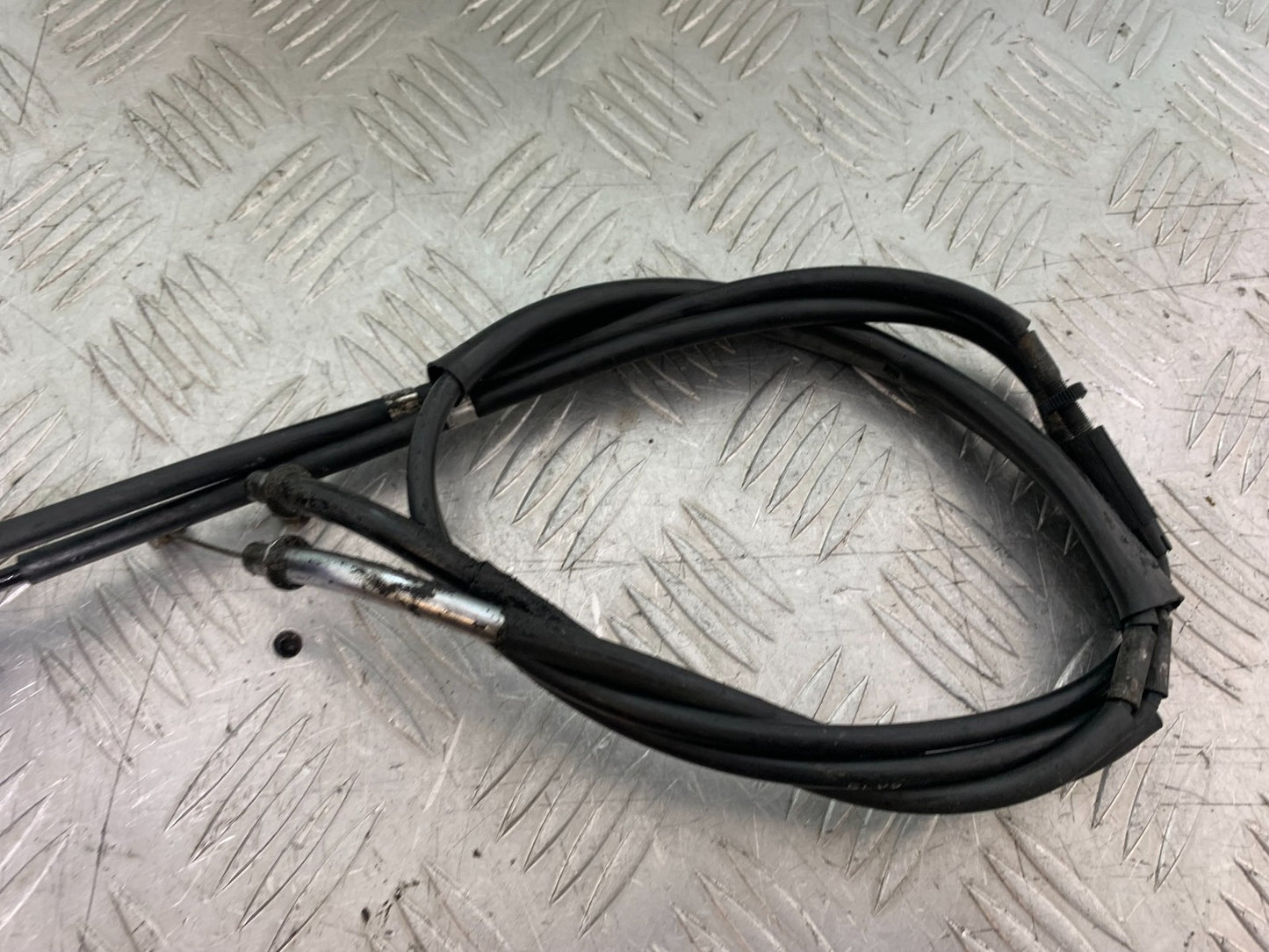 YAMAHA FZS1000 FAZER EXHAUST SERVO & CABLES   YEAR 2001-05 (CMB1275)