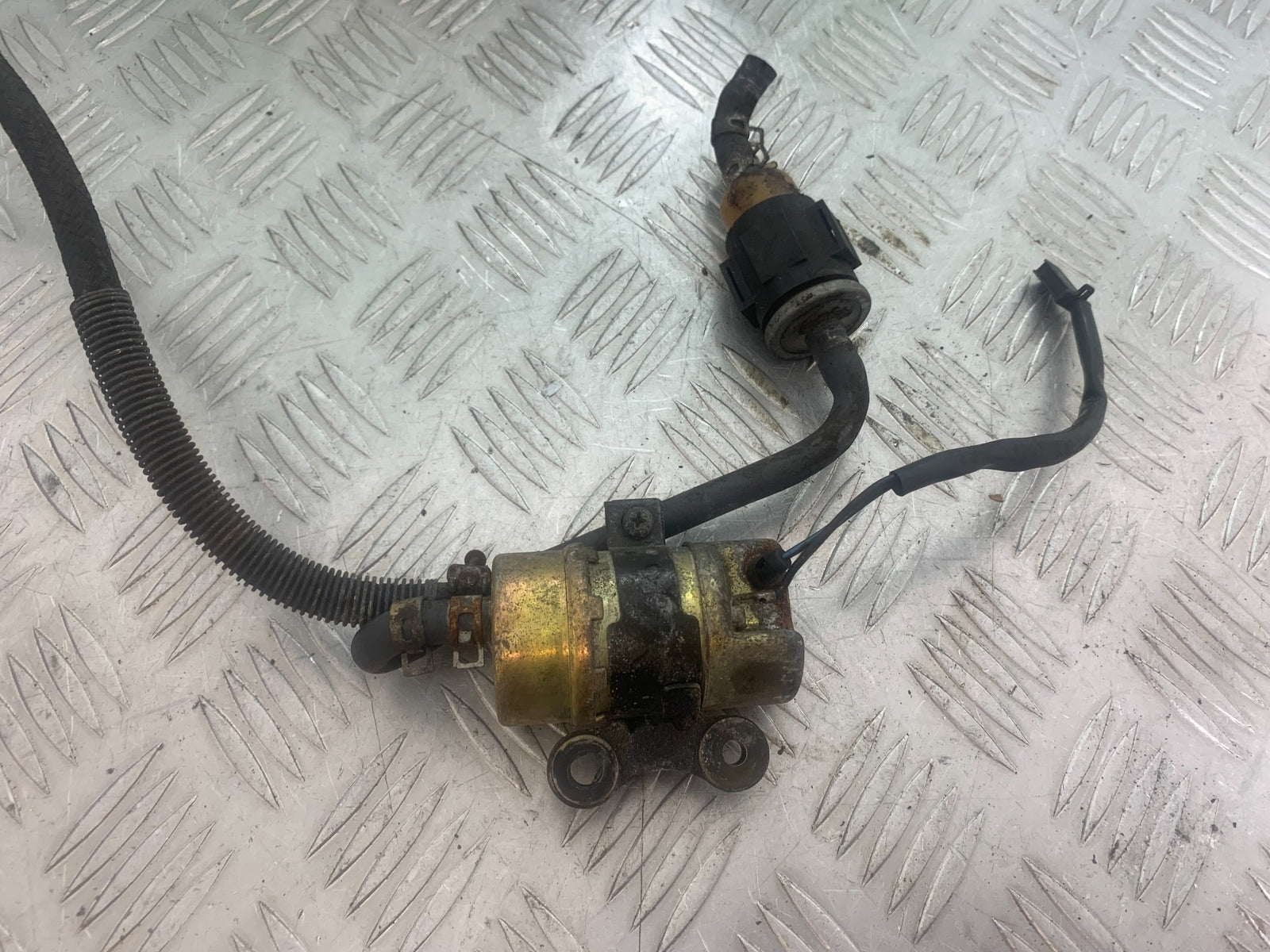 YAMAHA XV535 XV 535 VIRAGO PETROL PUMP YEAR 1994-02 (CMB1139)