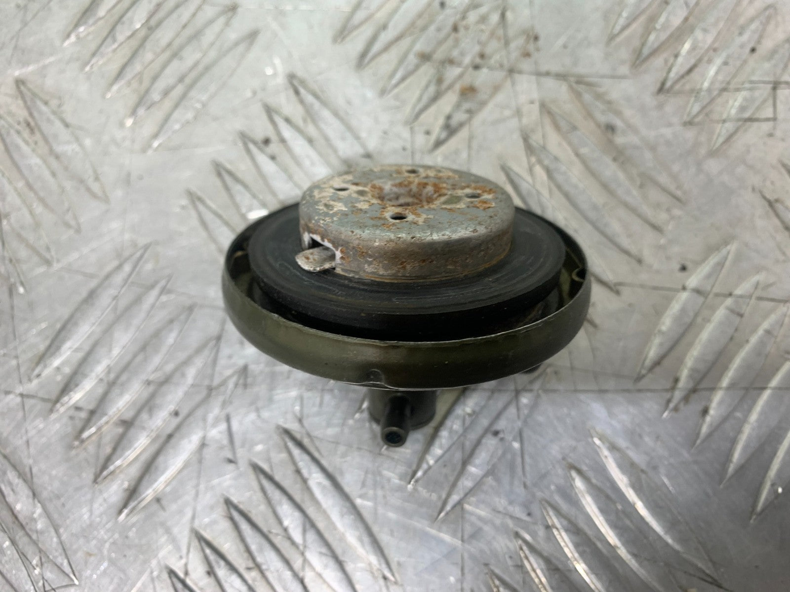 HONDA ST1100 PAN EUROPEAN PETROL CAP YEAR 1993-2001 (CMB1195)