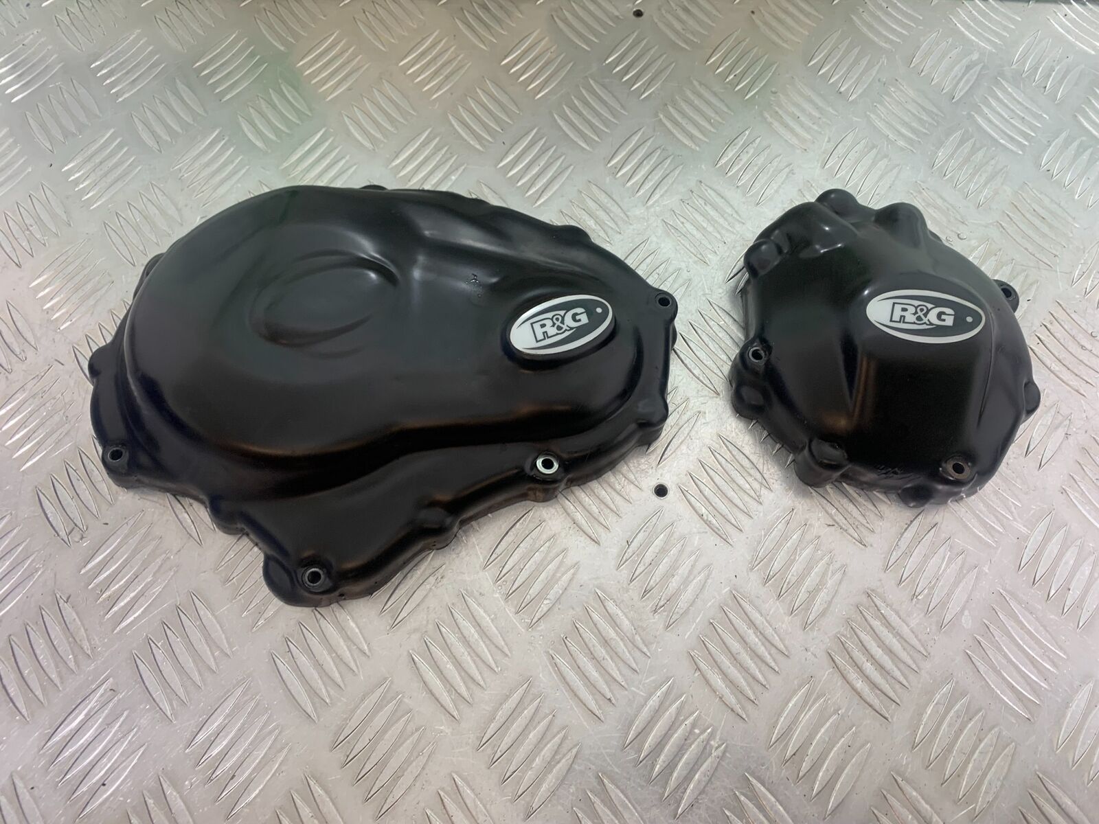SUZUKI GSXR1000 GSXR 1000 R&G ENGINE COVERS 2009-2016 (CMB1049)
