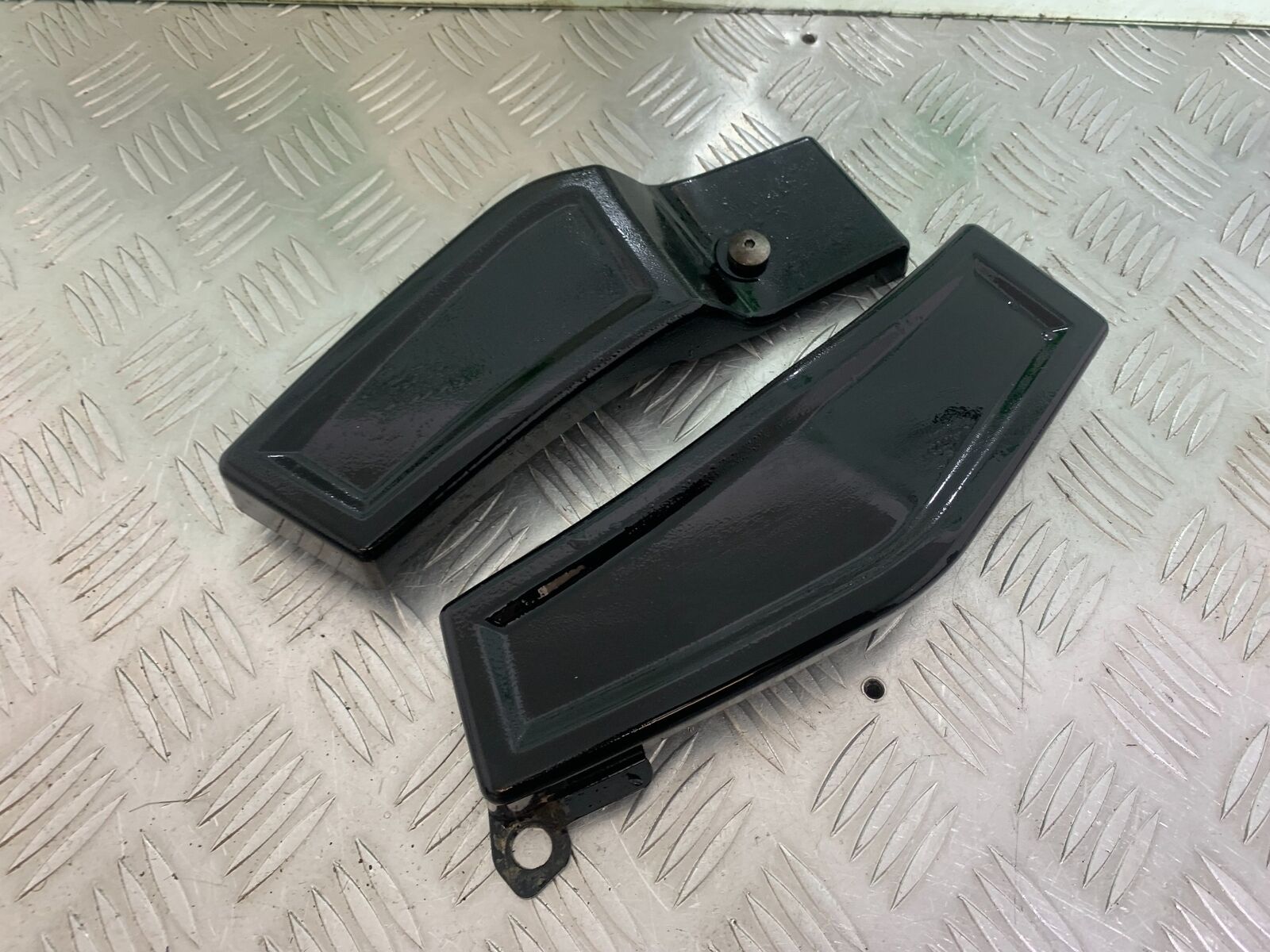 SUZUKI INTRUDER VL800 C800 LEFT & RIGHT INFILLS  YEAR 2012-16 (CMB1039)