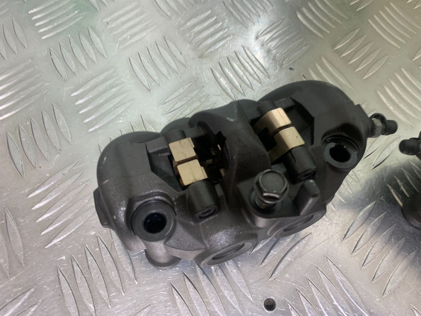 KAWASAKI Z1000 Z 1000 SX FRONT BRAKE CALIPERS  YEAR 2011-13 (CMB1000)