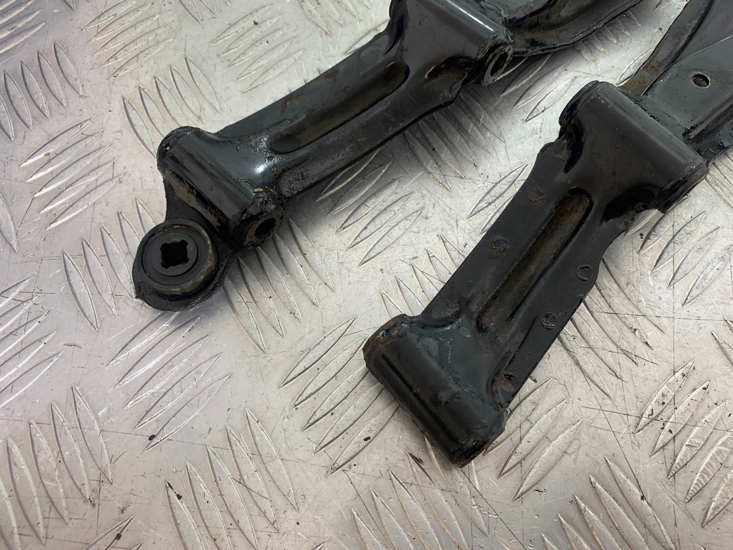 HONDA GL500 GL 500 SILVERWING ENGINE BRACKETS YEAR 1981-82  (CMB1168)