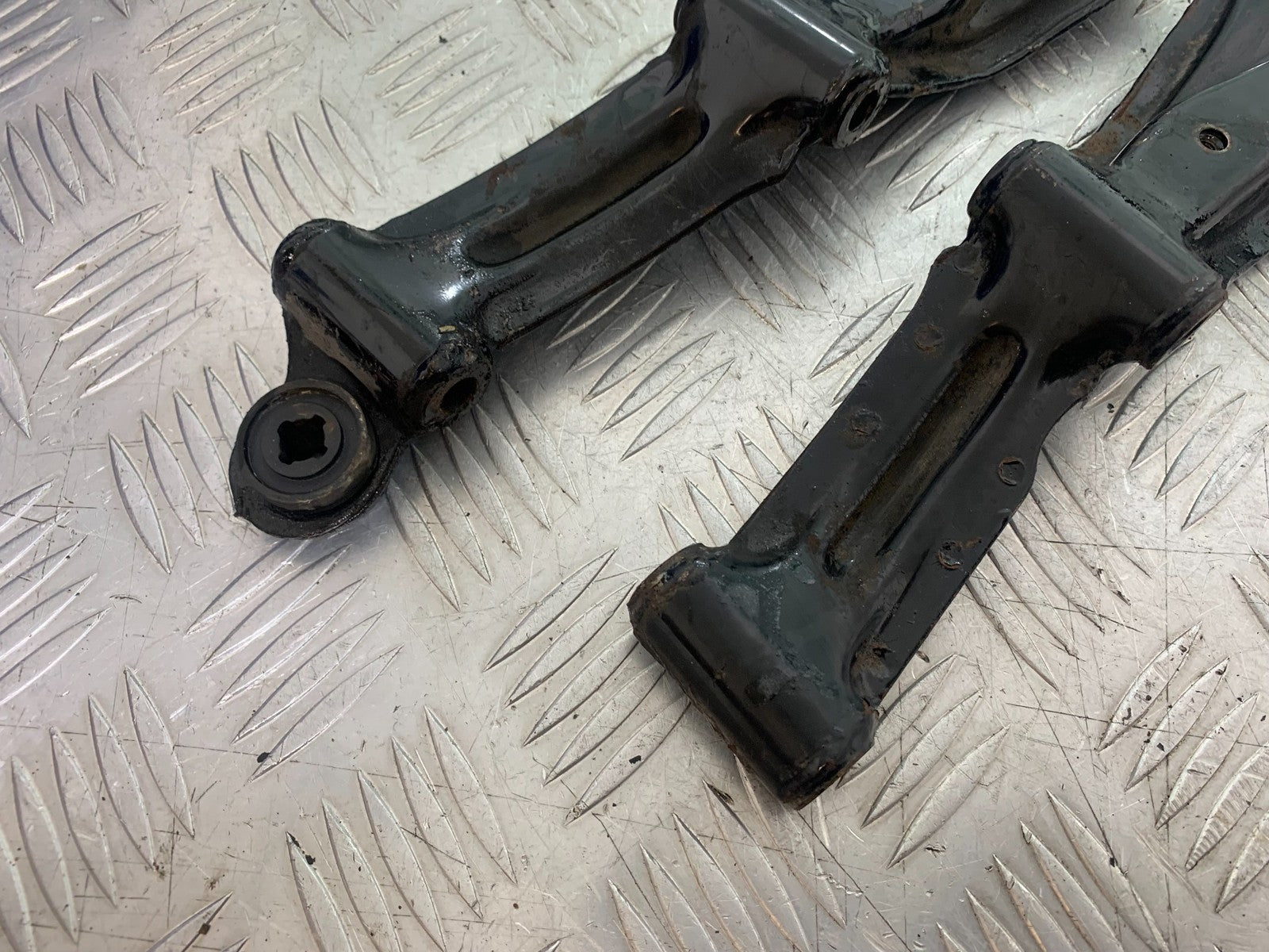 HONDA GL500 GL 500 SILVERWING ENGINE BRACKETS YEAR 1981-82  (CMB1168)