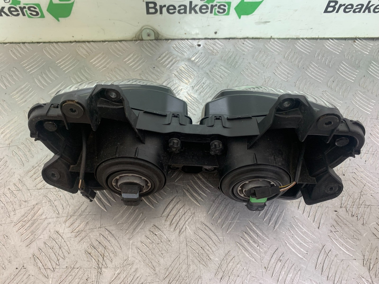 KAWASAKI ZX10R ZX10 R HEADLIGHT   2008-2010 (CMB1206)