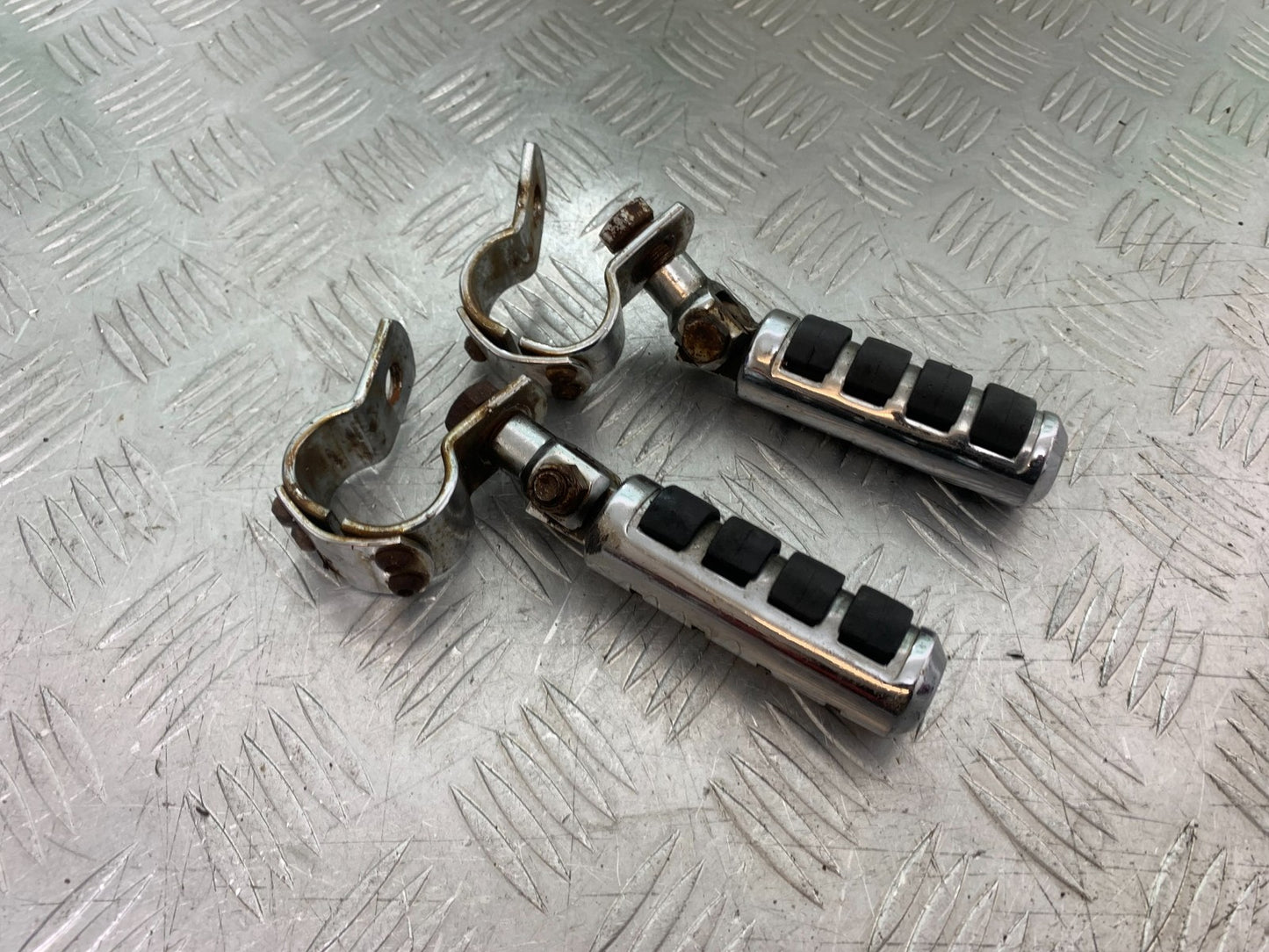 HONDA VT750 SHADOW FOOTPEGS   YEAR 2003-2004 (CMB1265)