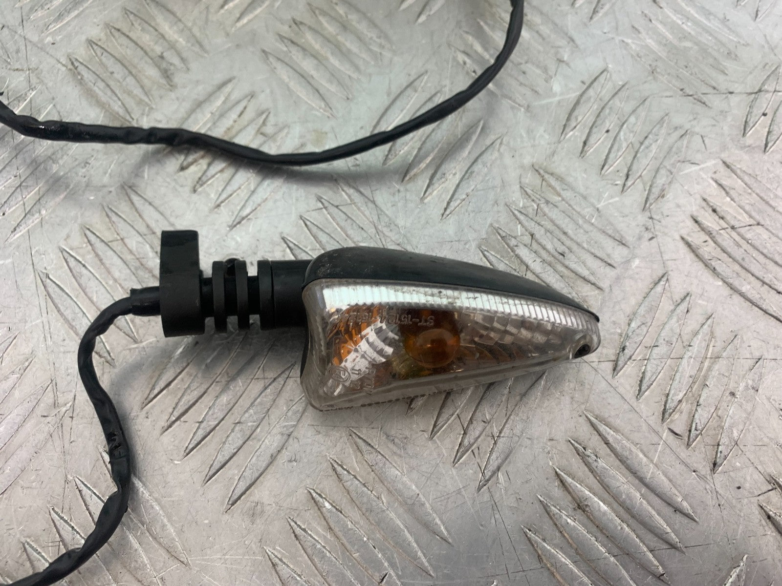 TRIUMPH 675 STREET TRIPLE FRONT INDICATORS   2013-2016(CMB1186)