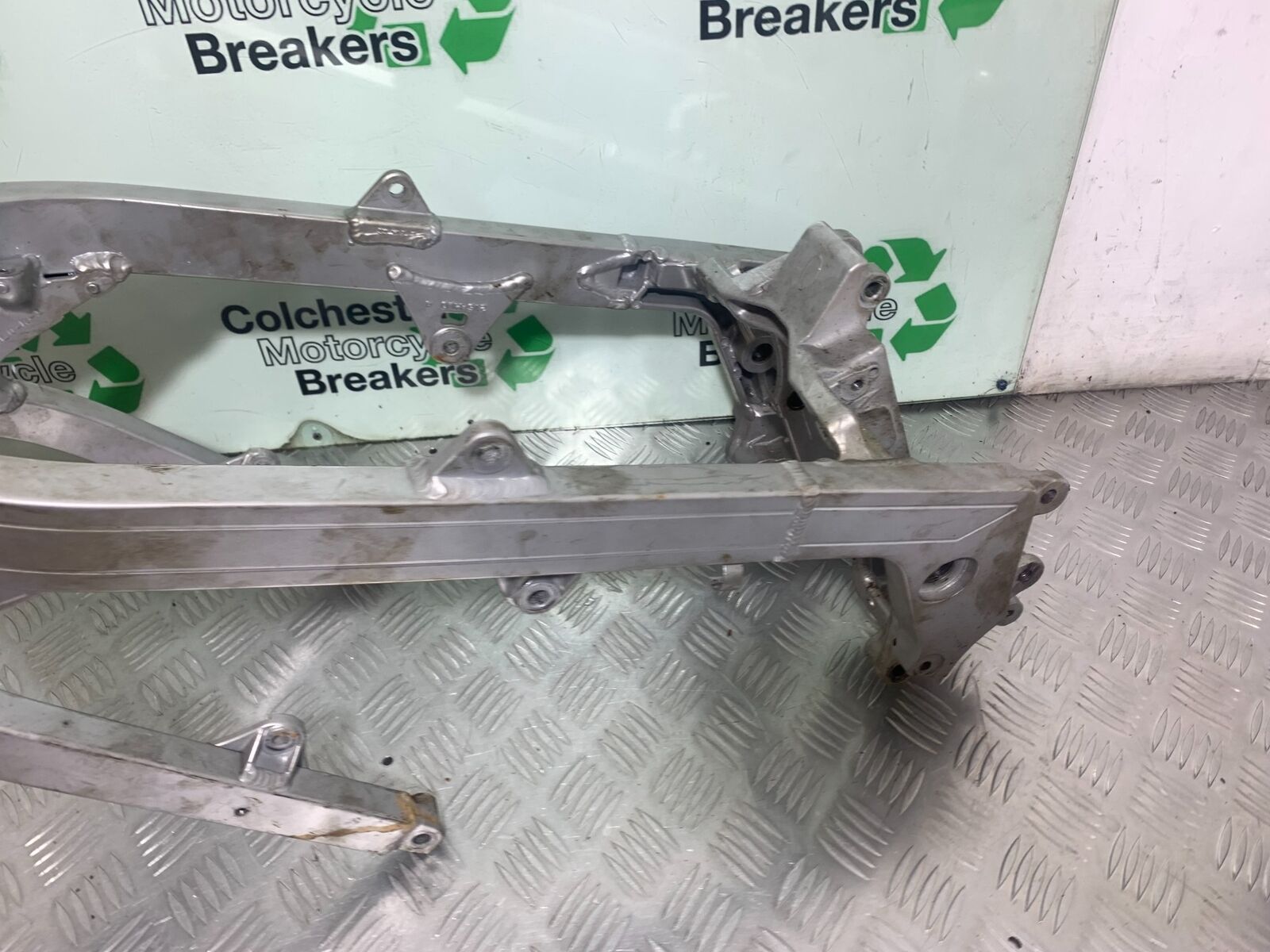 HONDA VFR400 VFR 400 NC21 FRAME AND REG   YEAR 1986-87 (CMB1043)
