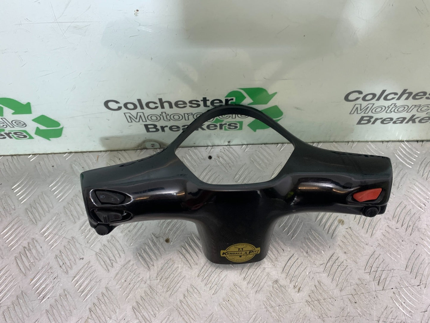PIAGGIO VESPA GT125 L SWITCHES AND PANEL COVER YEAR 2003  (CMB1300)