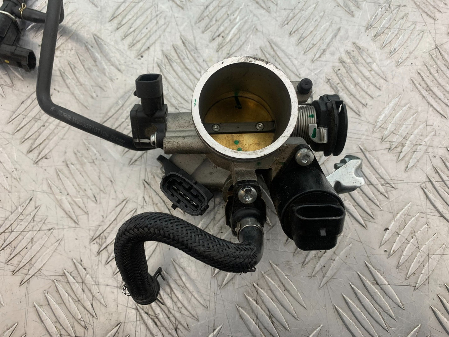 BSA 650 GOLD STAR THROTTLE BODIES   YEAR 2022-2025 (CMB1262)