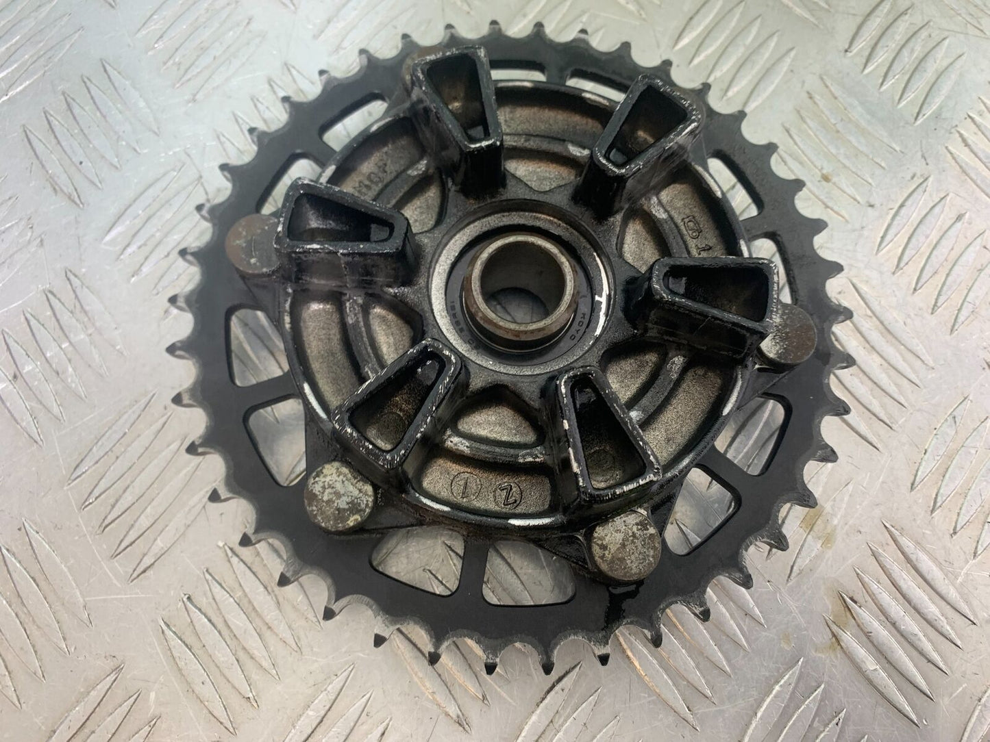 HONDA CBR600 CBR 600 RR SPROCKET CARRIER  YEAR 2003-2004 CMB1086)