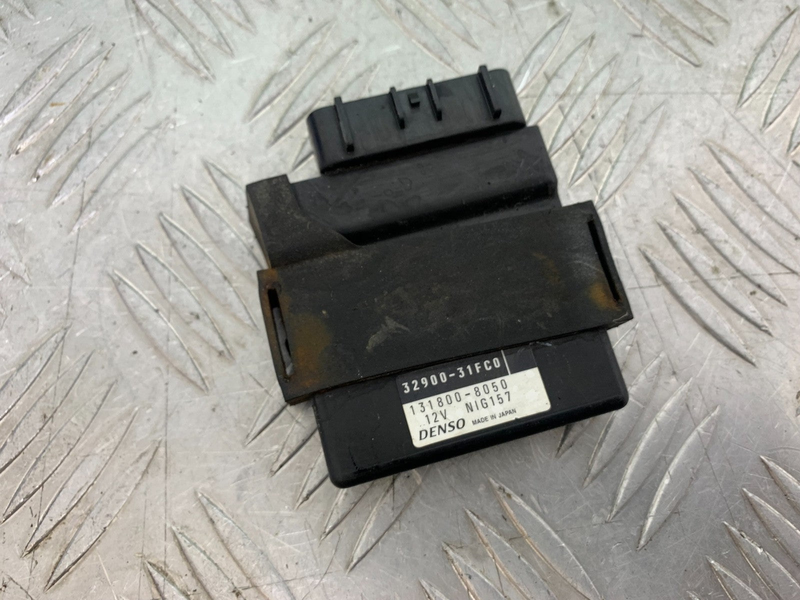 SUZUKI GSF1200 GSF 1200 BANDIT ECU  YEAR 2001-2004 (CMB1188)