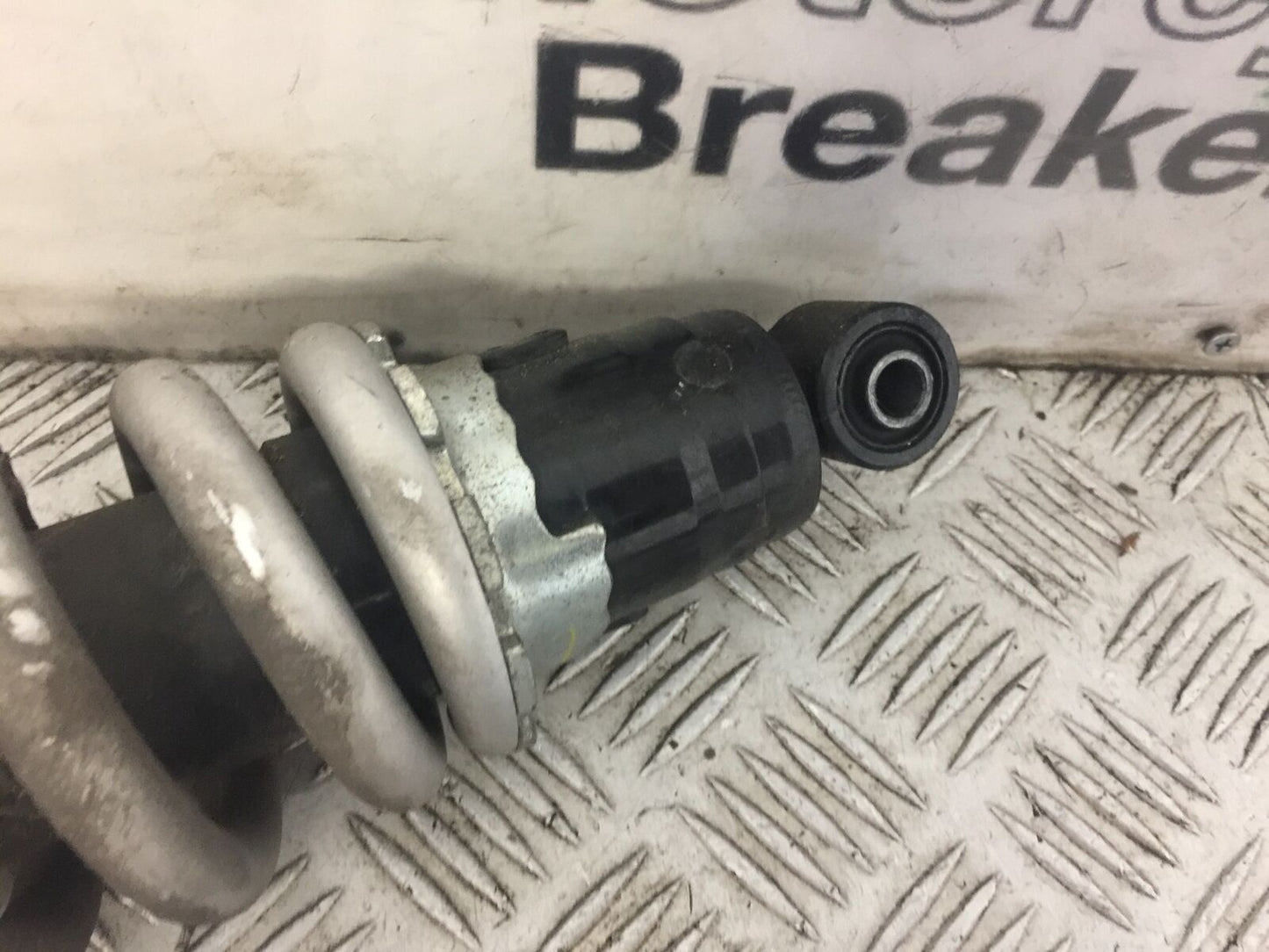 YAMAHA MT07 MT-07 TRACER REAR SHOCK  YEAR 2016 (STOCK 642)
