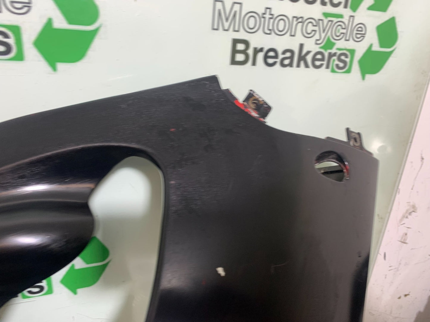 SUZUKI GSXR600 GSXR 600 SRAD RIGHT FAIRING PANEL YEAR 1997-2000 (CMB1276)