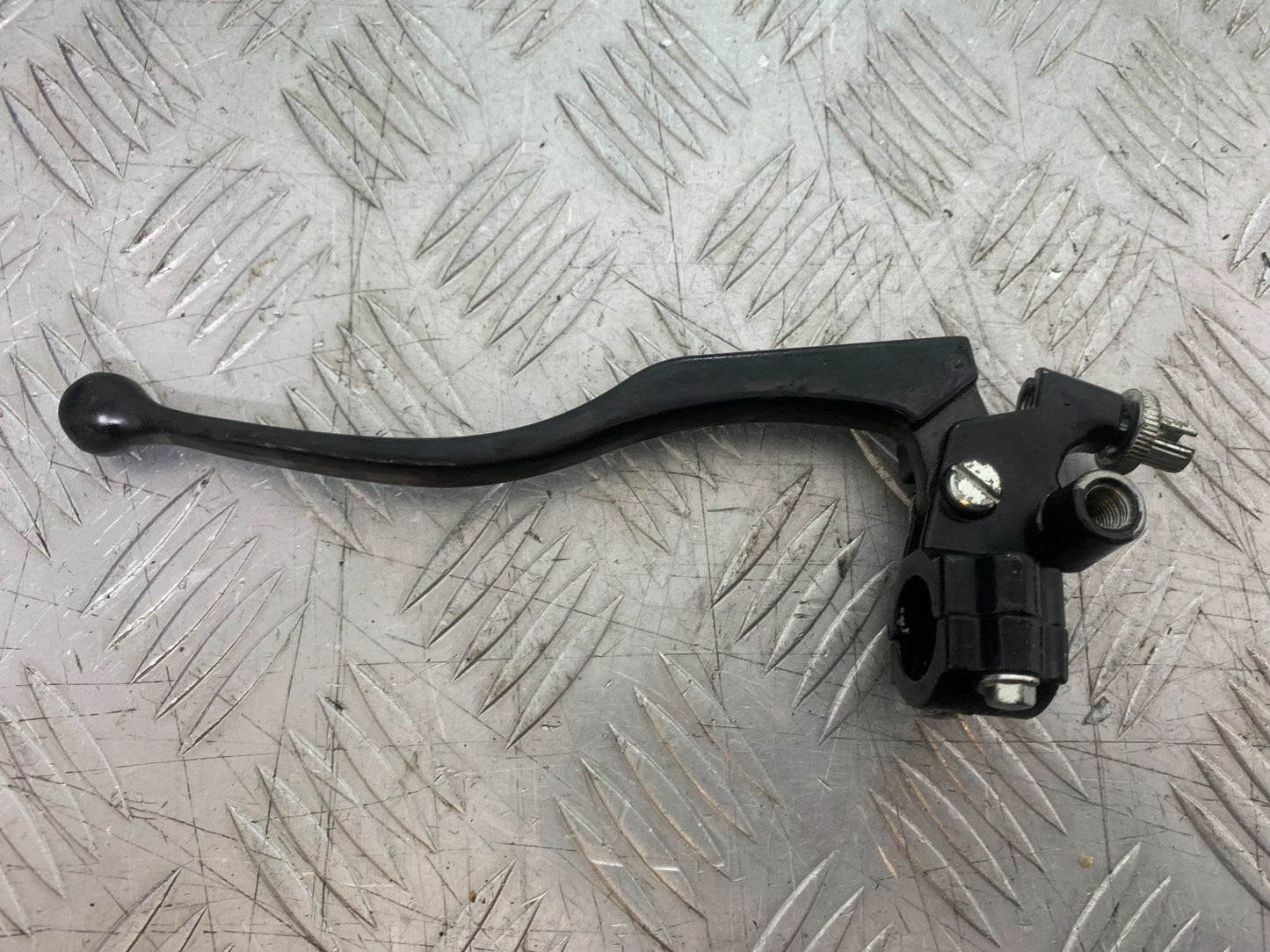 SINNIS TERRAIN 125 CLUTCH LEVER AND BRACKET YEAR 2017-2020 (CMB1241)