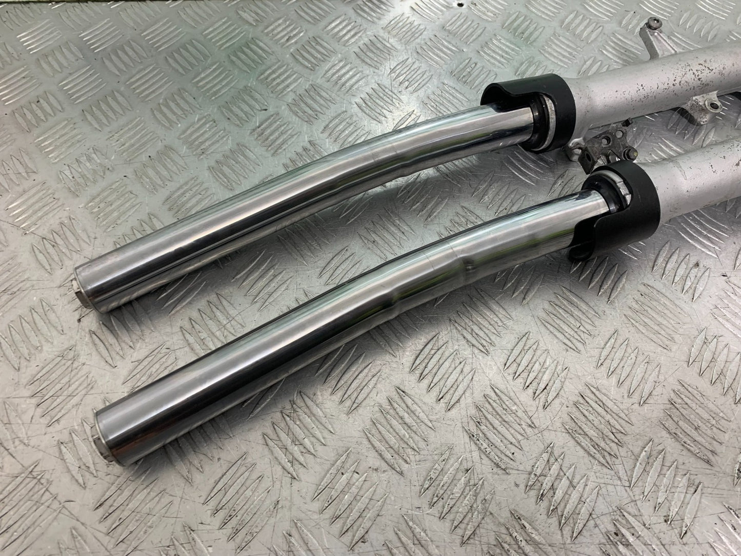 HONDA NT 700 V DEAUVILLE FORKS (BENT)  YEAR 2006-2010 (CMB1298)