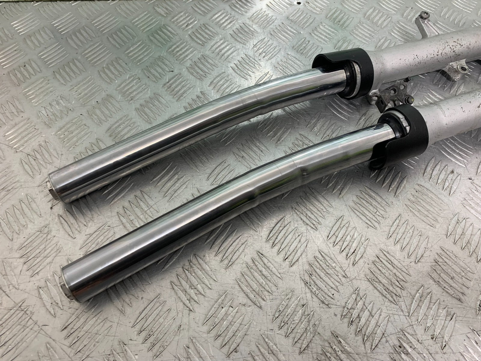 HONDA NT 700 V DEAUVILLE FORKS (BENT)  YEAR 2006-2010 (CMB1298)