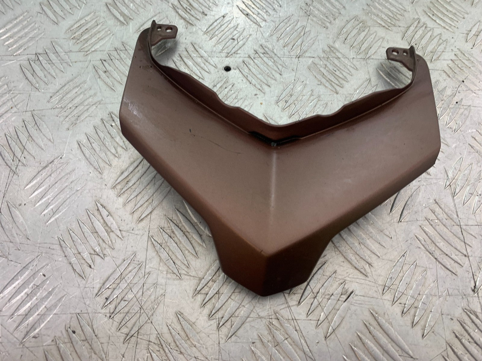 YAMAHA XMAX 300 TAIL PIECE JOINER  YEAR 2017-2020 (CMB1218)