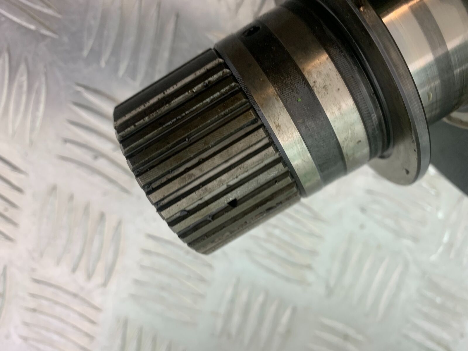 TRIUMPH THUNDERBIRD 1600 CRANKSHAFT   YEAR 2011 (CMB1107)