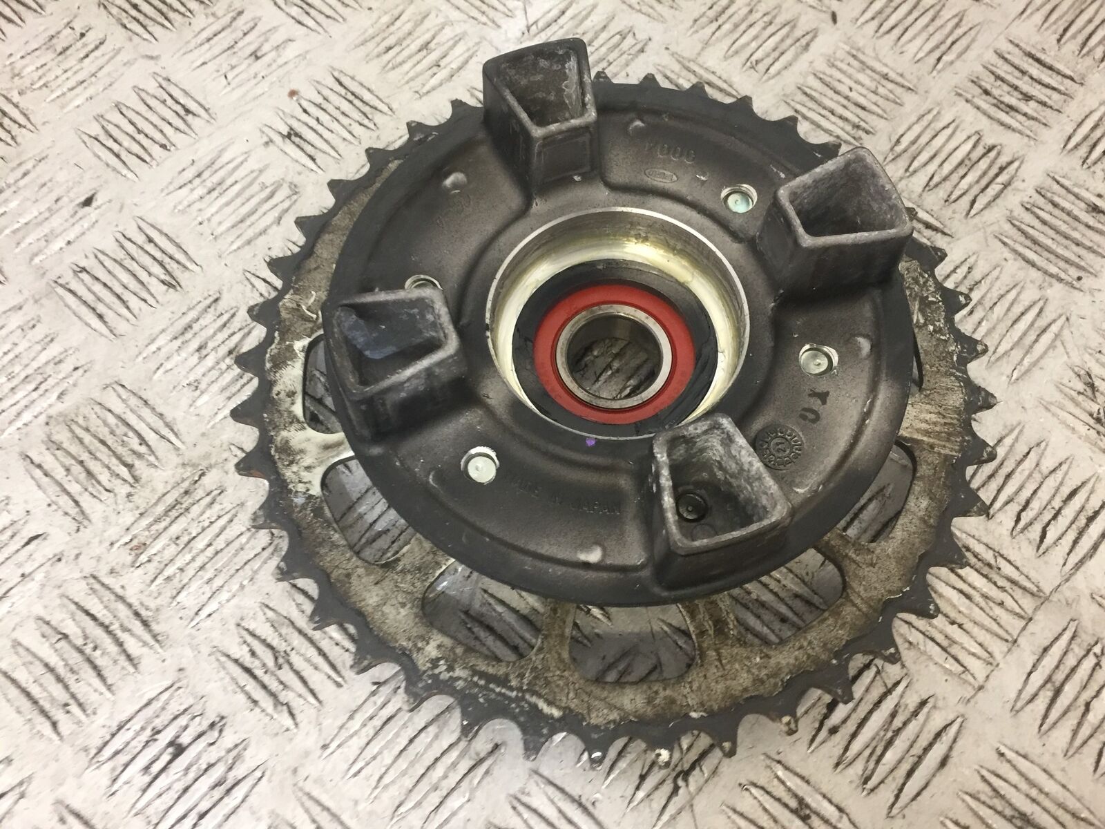 KAWASAKI NINJA 1000 SX REAR SPROCKET CARRIER  YEAR 2020-2022 (STOCK 722)