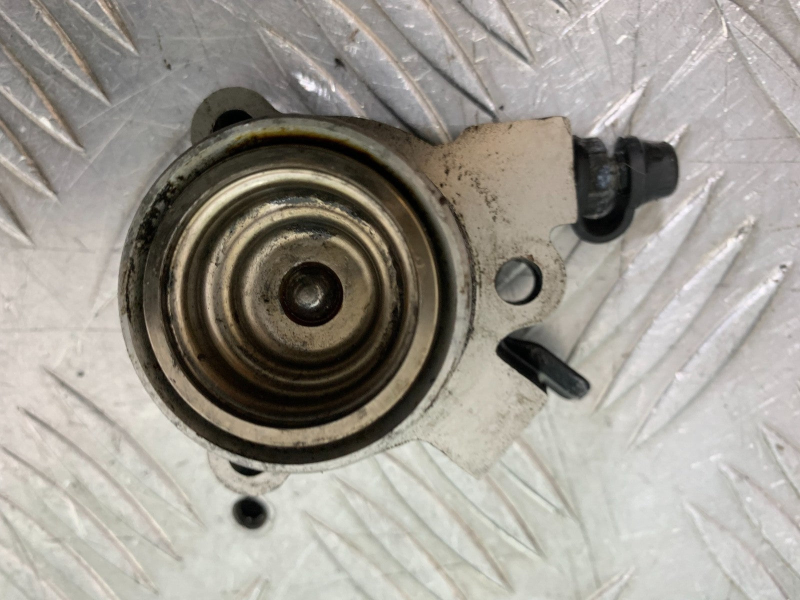KAWASAKI ZZR1100 D CLUTCH SLAVE CYLINDER   YEAR 1993-2001 (CMB1189)