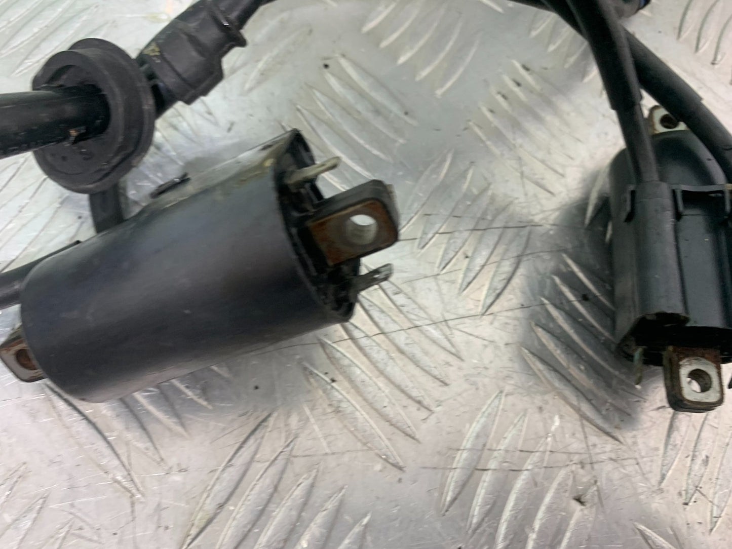 SUZUKI GSF600 GSF 600 BANDIT COILS AND CAPS   2000-2004 (CMB1269)
