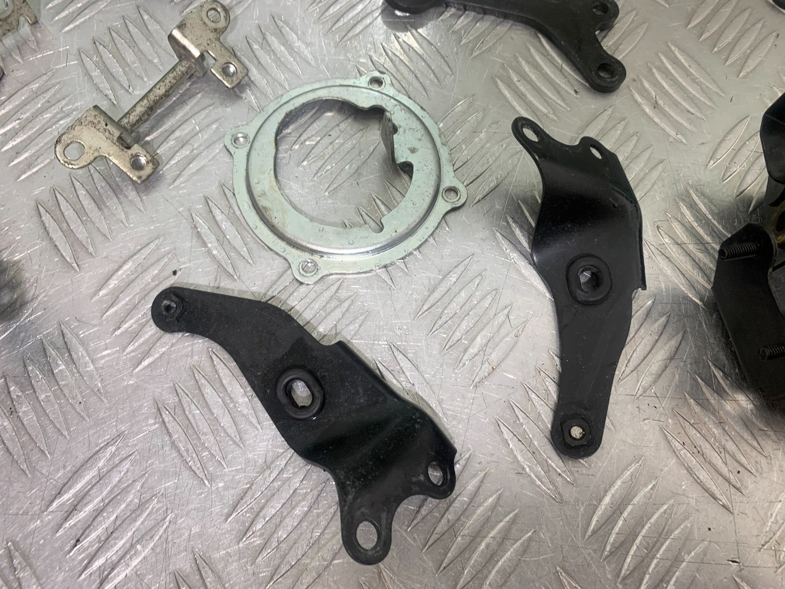 YAMAHA YZF R7 FRAME BRACKETS  YEAR 2022-2025 (CMB1255)