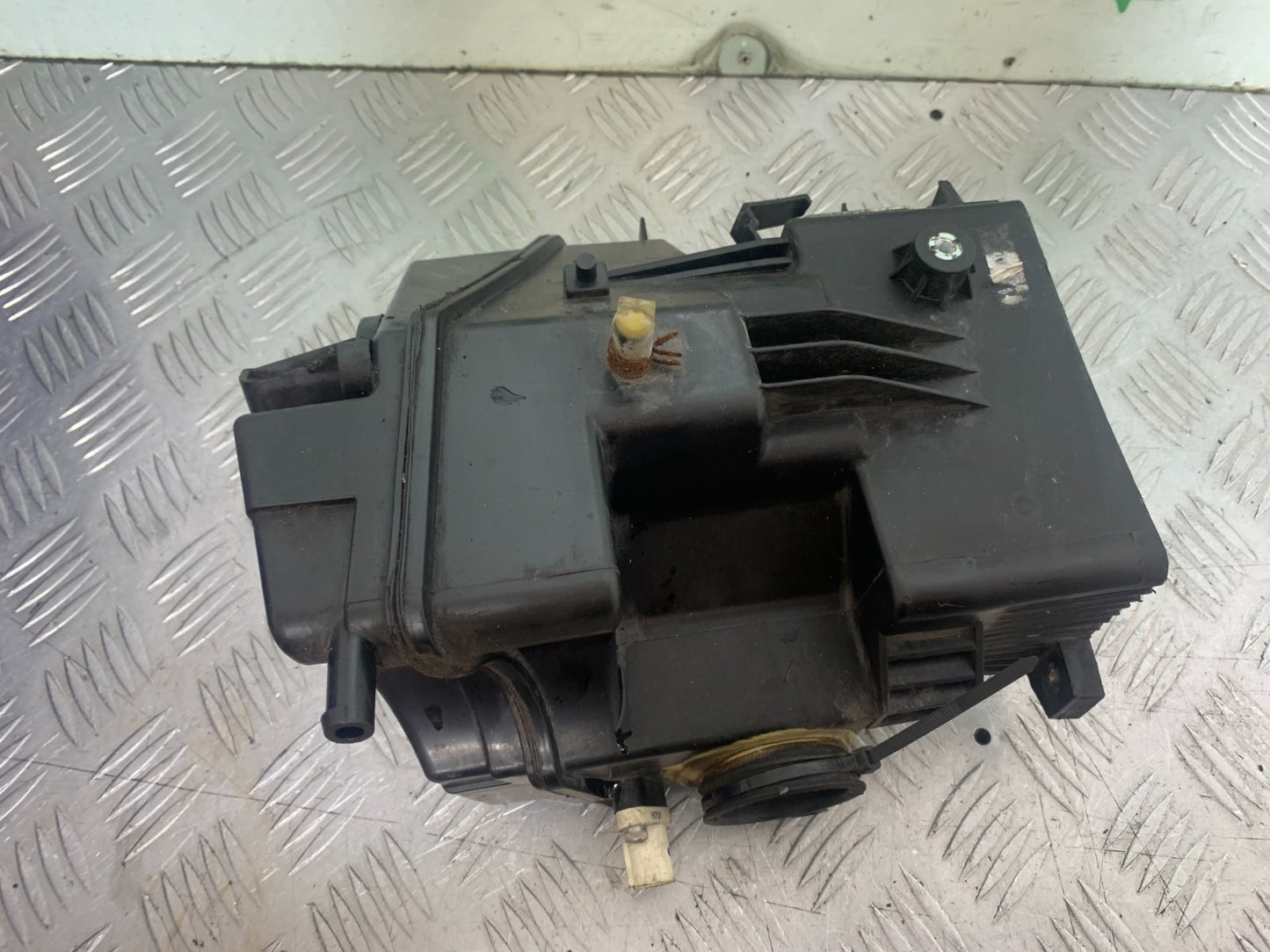 ROYAL ENFIELD HIMALAYAN 411 AIRBOX  YEAR 2018-2023 (CMB1322)