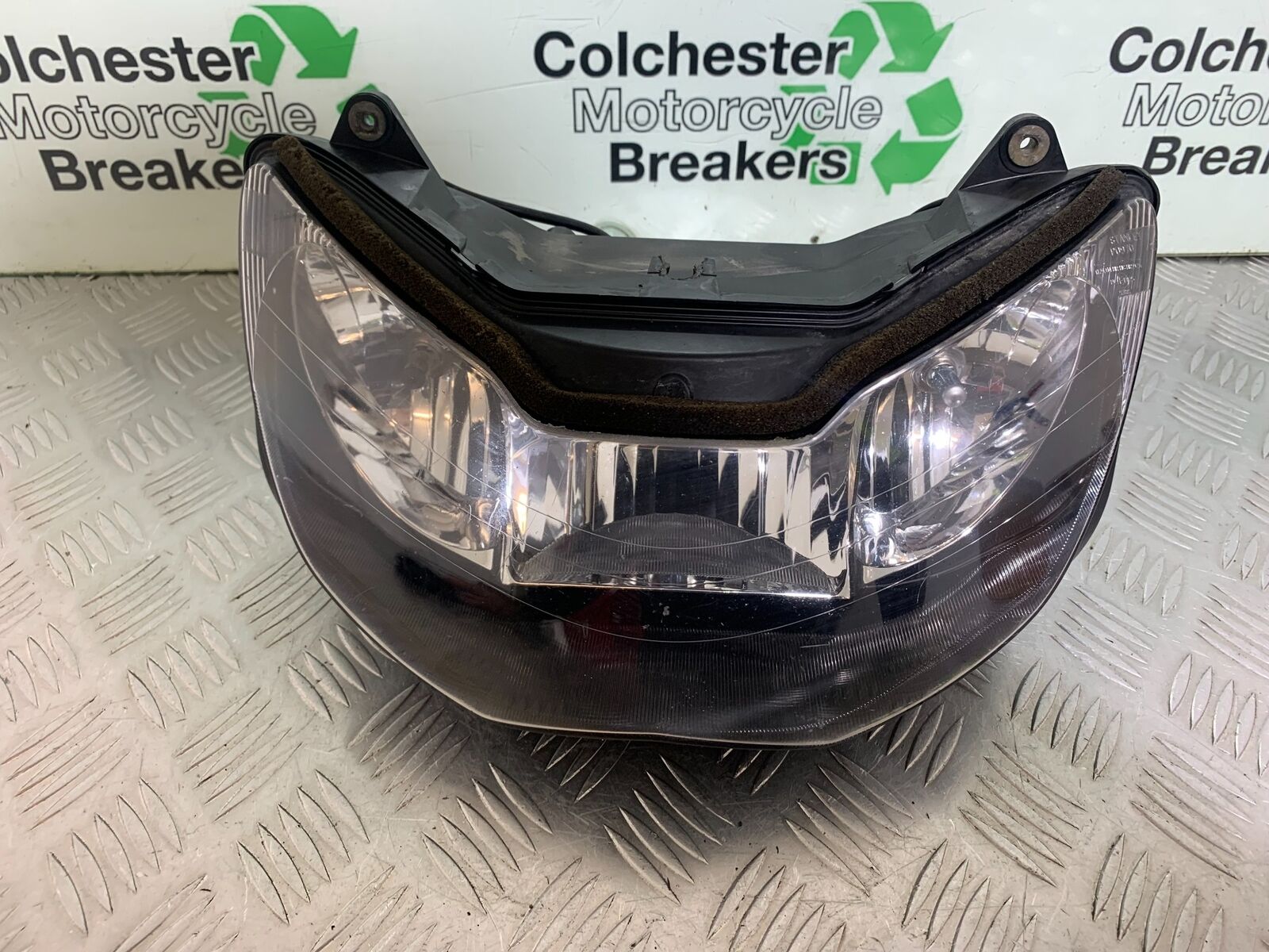 HONDA CBR 929 RRY FIREBLADE HEADLIGHT  YEAR 2000-01 (CMB1094)