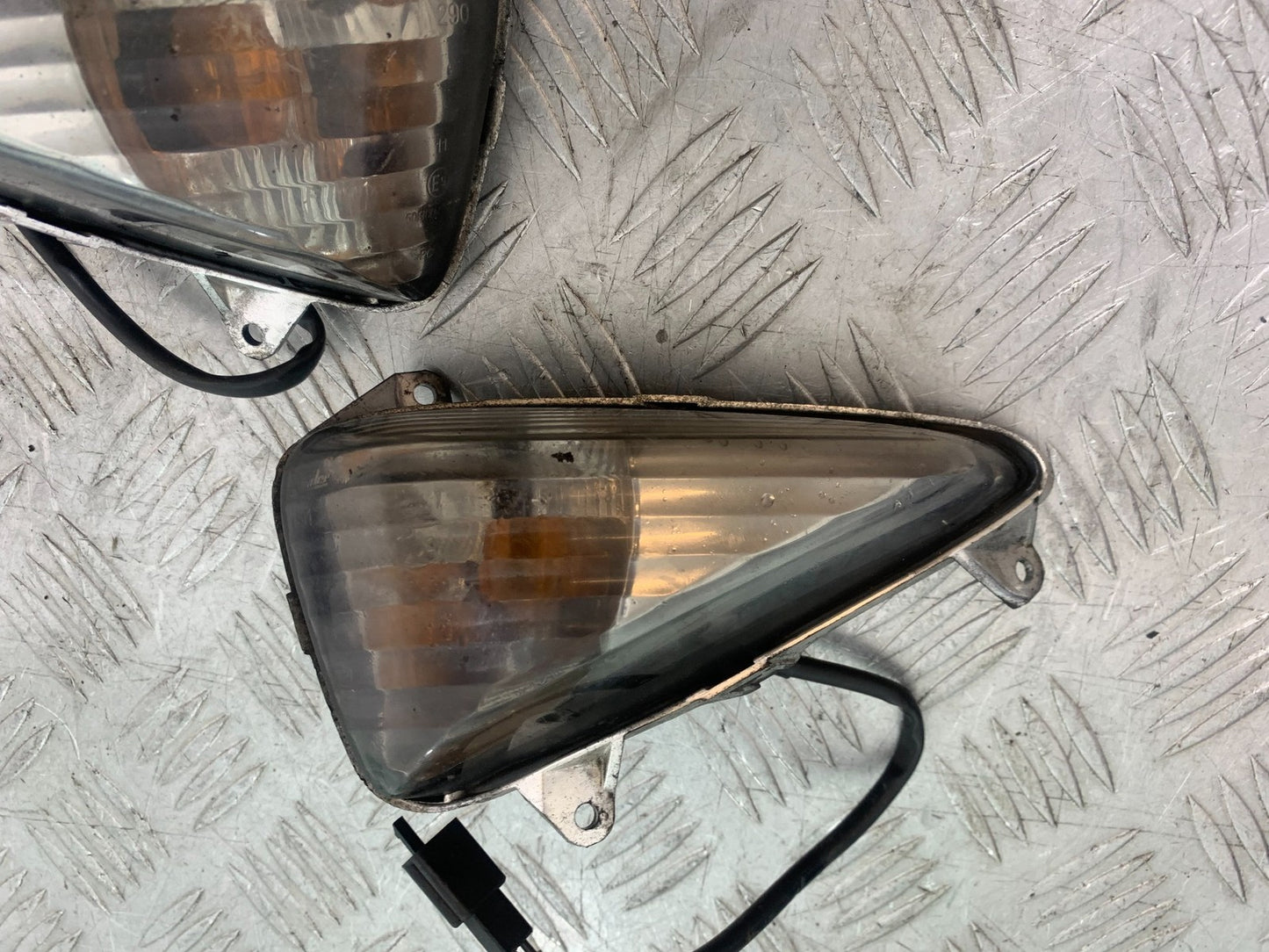 HONDA CBF600 CBF 600 FRONT INDICATORS  YEAR 2004-07  (CMB1305)