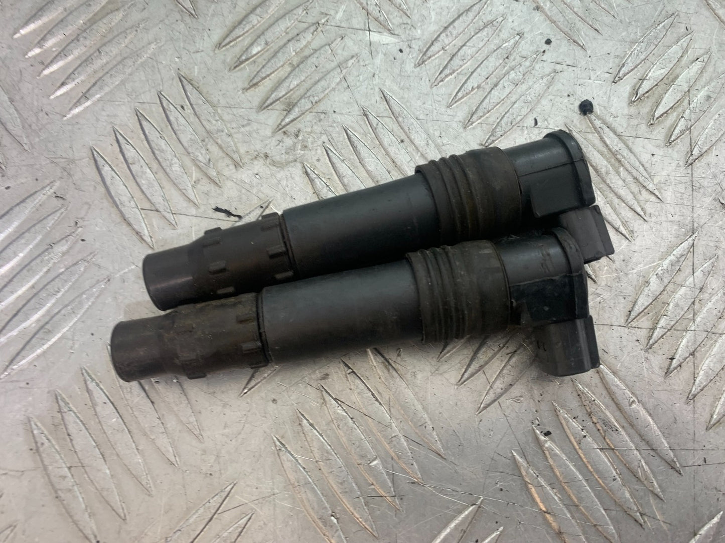 KAWASAKI ZX9R ZX9 E1 2 X COILS   YEAR 2000-01 (CMB1171)