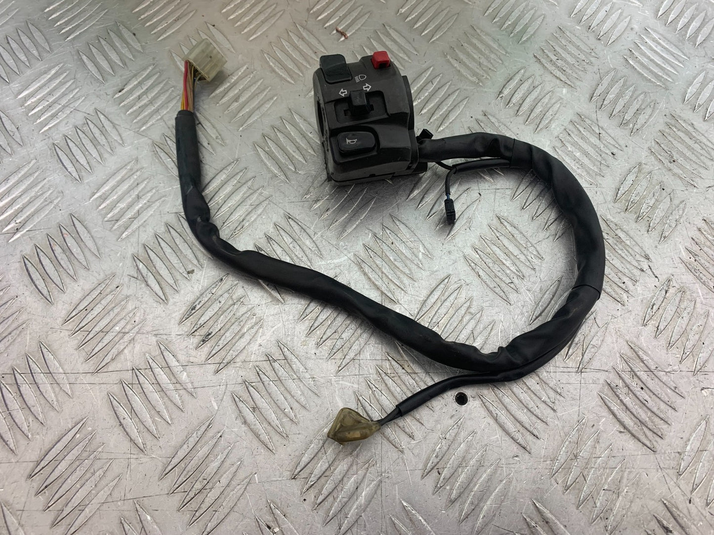 YAMAHA YZF R1 4C8 LEFT SWITCH GEAR YEAR 2007-2008 (CMB1237)