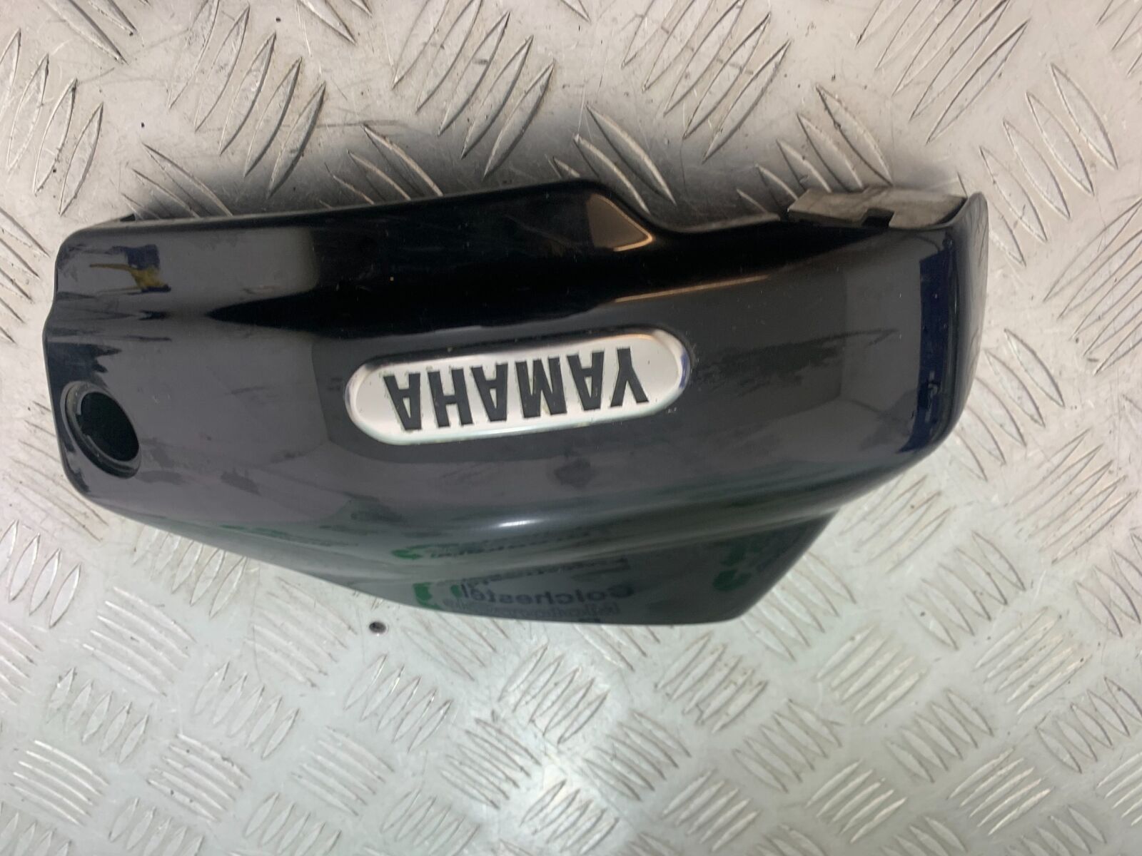 YAMAHA XVS 1100 DRAGSTAR LEFT SIDE PANEL  YEAR 2000-2007 (CMB1108)