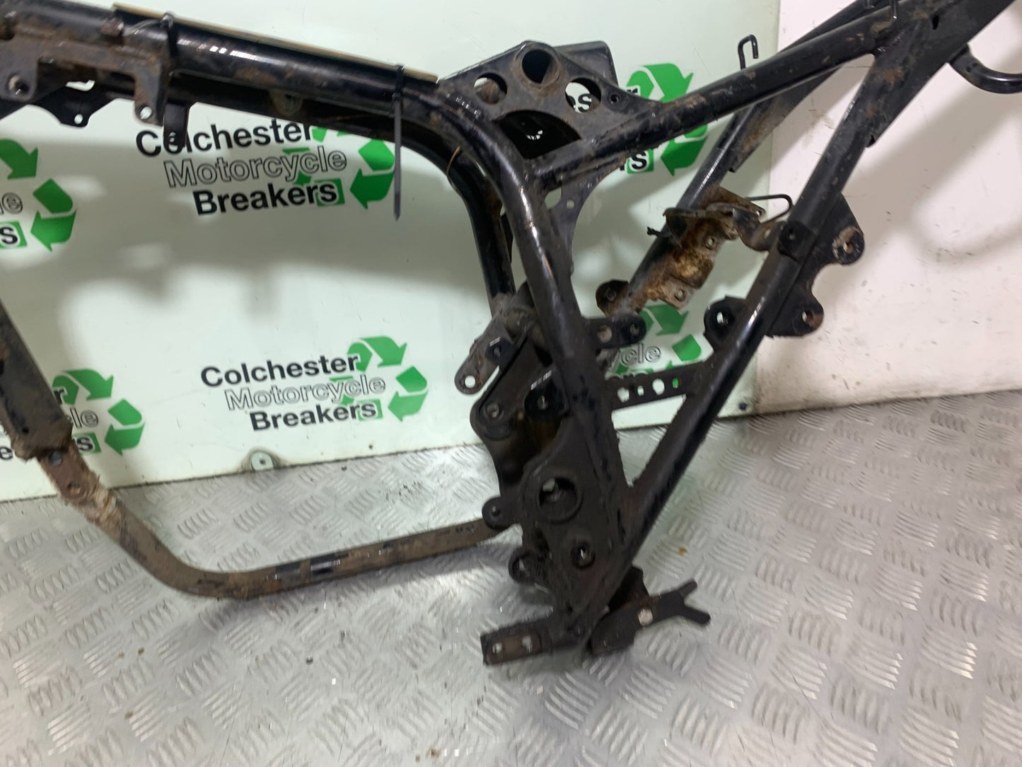 SUZUKI GW250 GW 250 FRAME REG LOG BOOK  YEAR 2013-2018  (CMB1205)