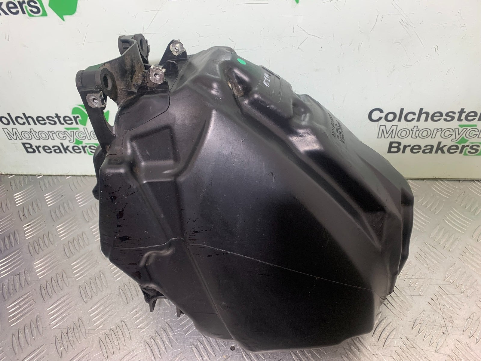 BMW R1200 R 1200 GS PETROL TANK YEAR 2013-2016 (CMB1257)