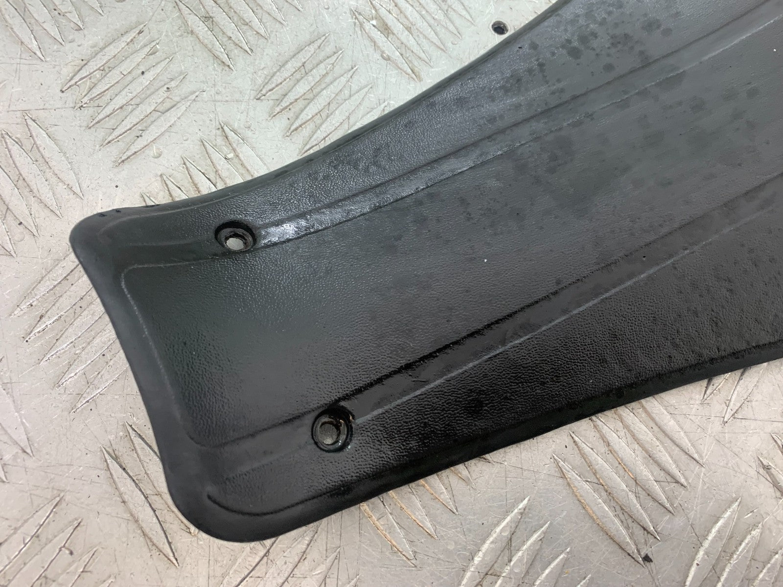 PIAGGIO VESPA GTS 125 INFILL PANEL  YEAR 2009-14 (CMB1261)